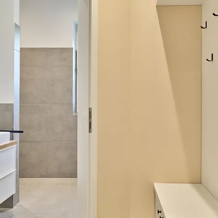 Apartment Saltwater House Safe Haven *